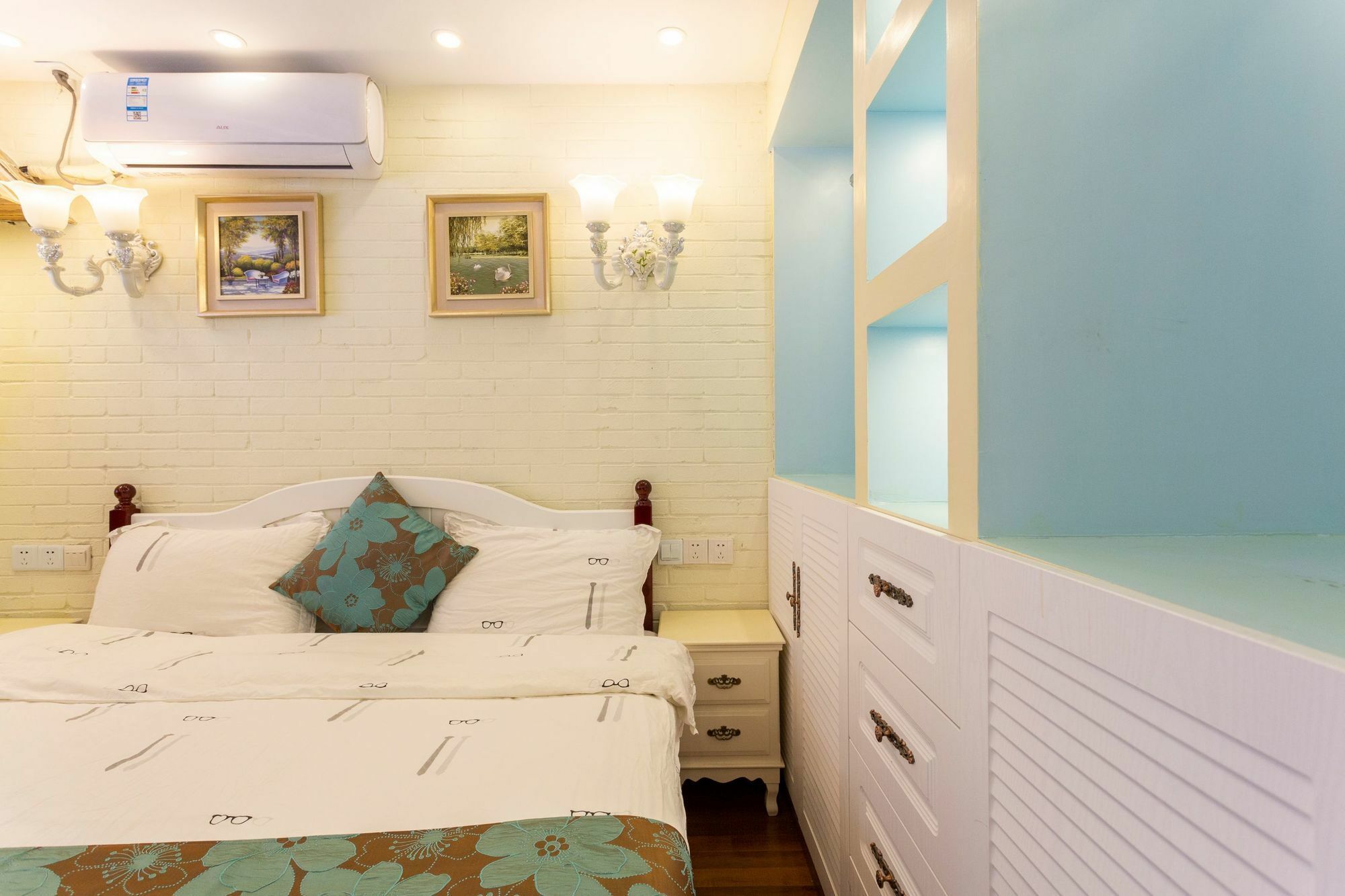 Youcun - Xinzhu Building Apartment *